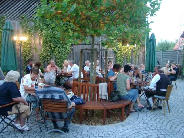 Landgasthof - Hotel Zum Stern Linden  Dış mekan fotoğraf