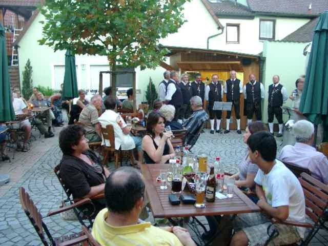 Landgasthof - Hotel Zum Stern Linden  Dış mekan fotoğraf